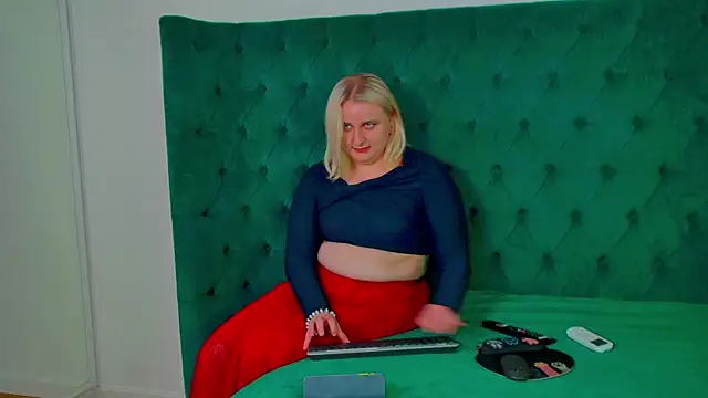 LioraArdyn's Live XXX Chat