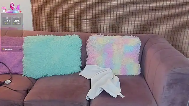 amberr_mooon's Webcam Show