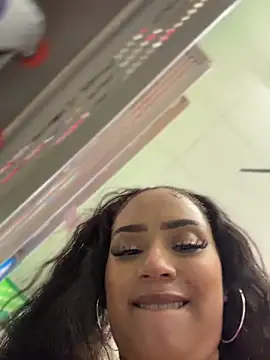 CarmelaAnthony Chat XXX in diretta