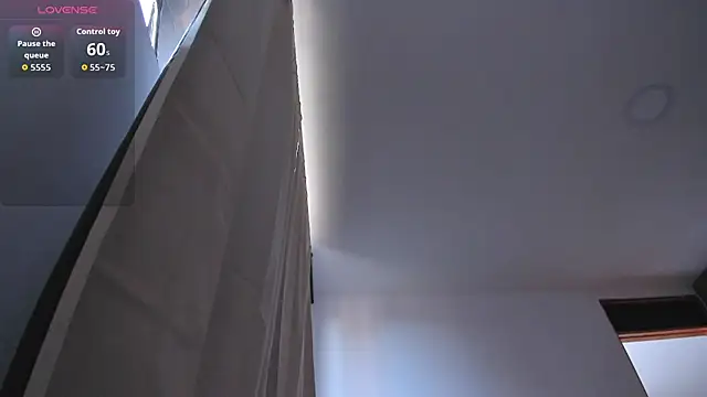 Kylie2211 Live XXX-Chat
