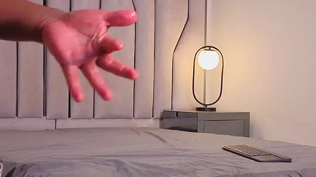 CHARLIE_WALKERR 라이브 XXX 채팅