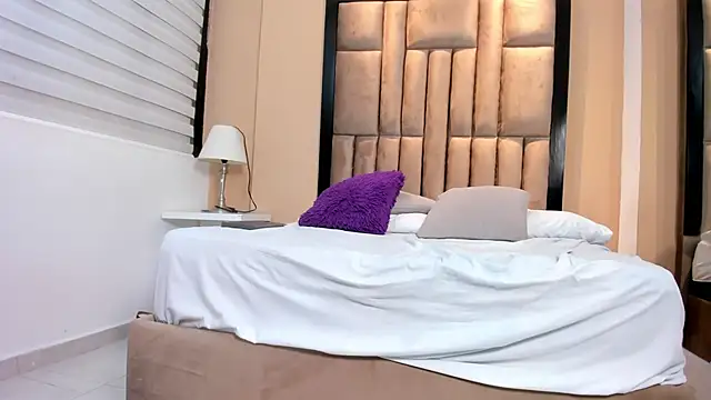 Milkbaby_Amberr webcam show