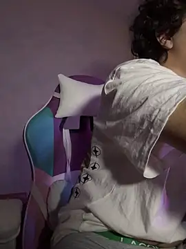 Show modela _ELIGOS_ na web-kameri