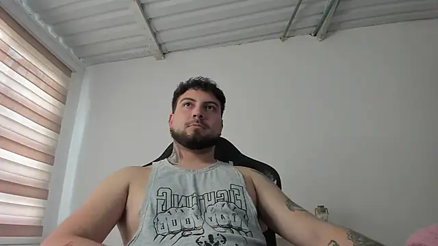 Show de AaronHardi na webcam