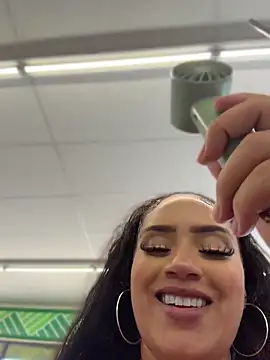 CarmelaAnthony's Live XXX Chat