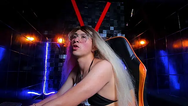 SolHiltton Live XXX-chat