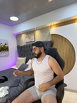 DomBoy_ Show Webcam