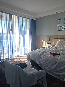 Handsolo_porn's Webcam Show