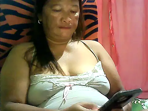 hott_scarlett Show in webcam