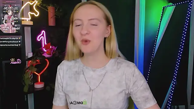mila_glow1: απευθείας συνομιλία ΧΧΧ