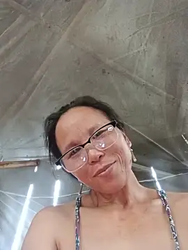 Tina6886 Show Webcam