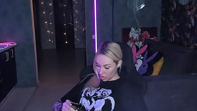 Blckmirrorrn Live XXX chat