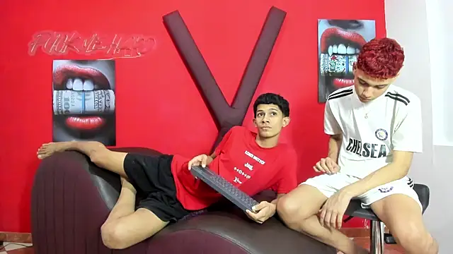 AVENGER_BOYS2026 Pertunjukan Webcam