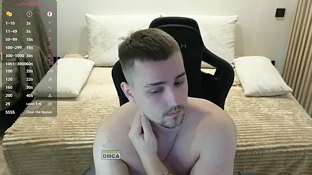 Larstar01 Show Webcam
