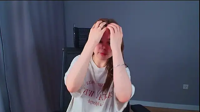 XXX chat uživo modela Leksi_Love