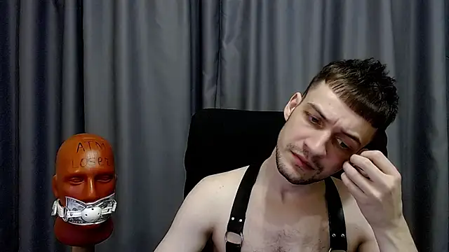 Živý XXX chat _Damien_thorn_