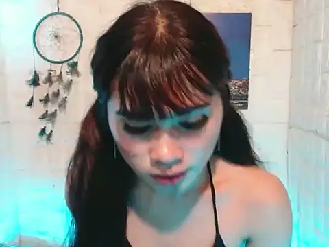 urasian_shirley21 即時 XXX 聊天
