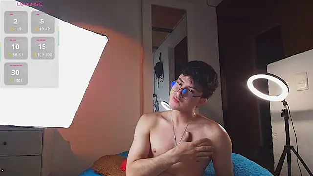 santyago_taylor's Live XXX Chat