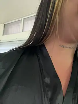 Sweet_vicky_hot live XXX chat