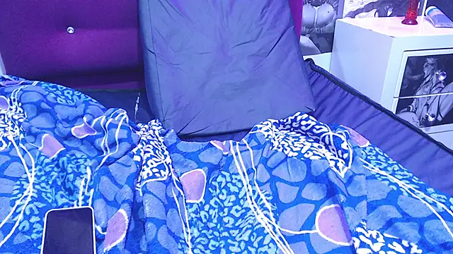 violet_angel13: απευθείας συνομιλία ΧΧΧ