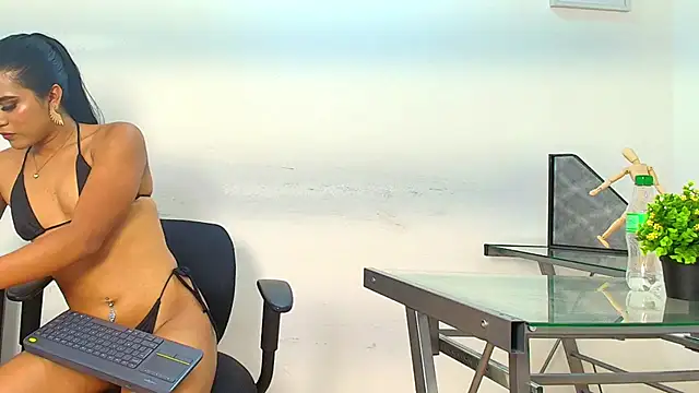 Webkamerová show AilynCifuentes
