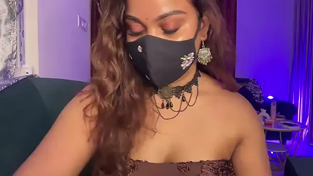 Telugu_dreamgirl_maaya – Live XXX-chat