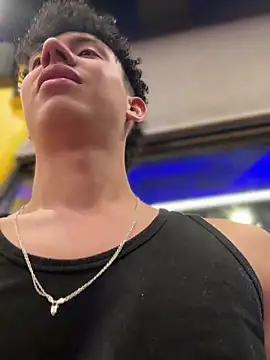 yoursexyjose Webcam-Show