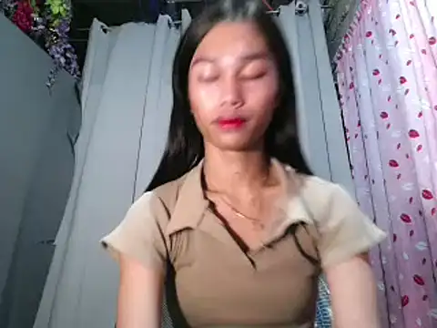 Онлайн чат XXX katrina_bigcock69