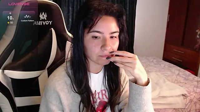 Chat XXX en directo de alice_middlee