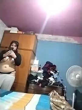 YouladyVidal live XXX chat