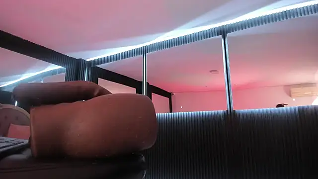 MissKathyfox: онлайн-секс-чат