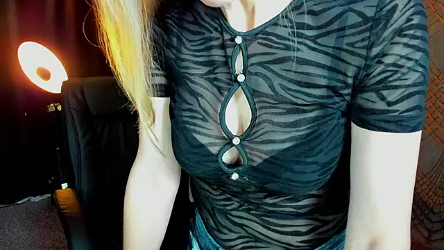 Anabell_xxx élő XXX-chatje