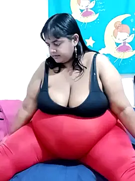 SusanaEshwar Chat XXX in diretta