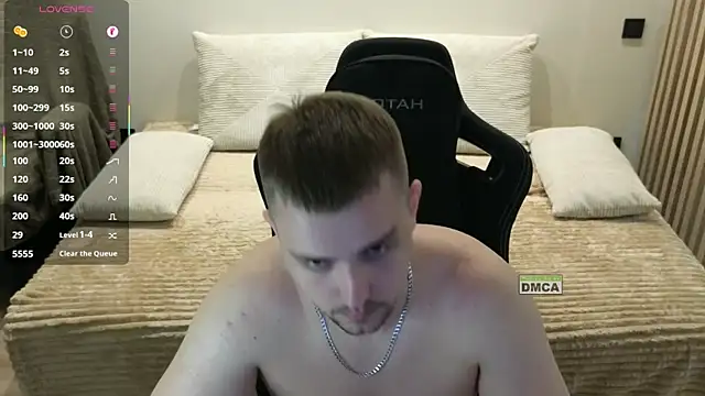 Larstar01's Webcam Show