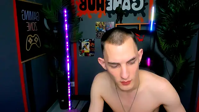 Lucas_Moran's Live XXX Chat