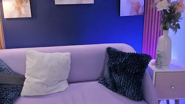 Živý XXX chat MiaGinger_