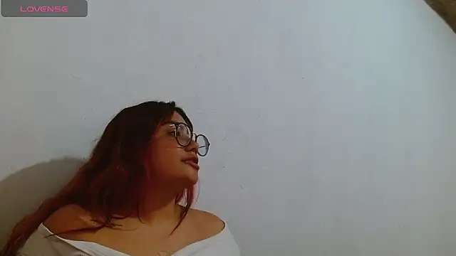 Czat XXX na żywo – lucyheart_8