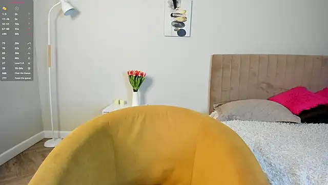 ErinnPieloch's Live XXX Chat