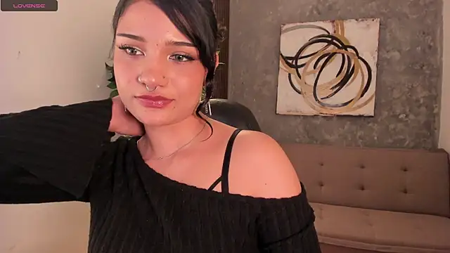 Chat XXX en directo de renee_shelby_