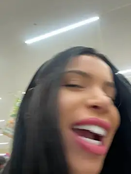 Онлайн чат XXX Rafaellaz