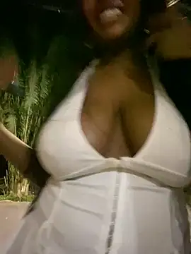 Sembang XXX Secara Langsung MonicaSex_
