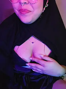 Elinaax's Live XXX Chat