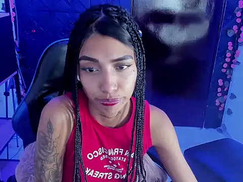 Chatroom XXX en direct de KarlaSlutSkinny__