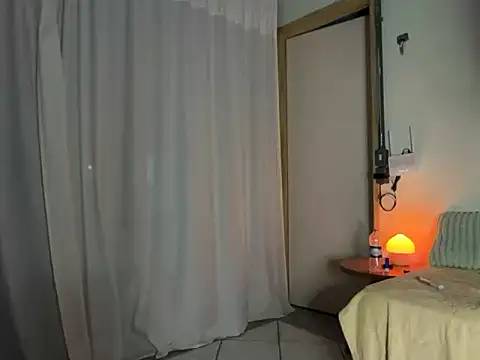 deusaludovica 即時 XXX 聊天