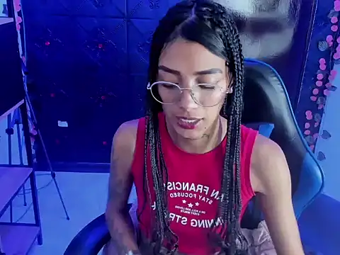 Živý XXX chat KarlaSlutSkinny__