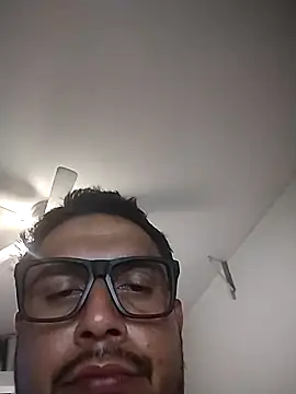 Chatroom XXX en direct de thickcocklatino