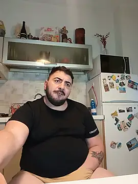 Pokazy przed kamerką – bear_skinny