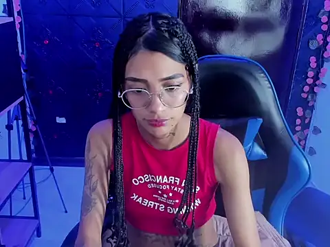 Chat XXX ao vivo de KarlaSlutSkinny__