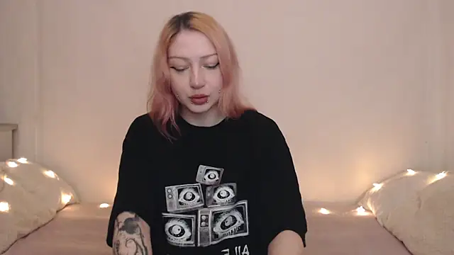 Emily_hardcore élő XXX-chatje