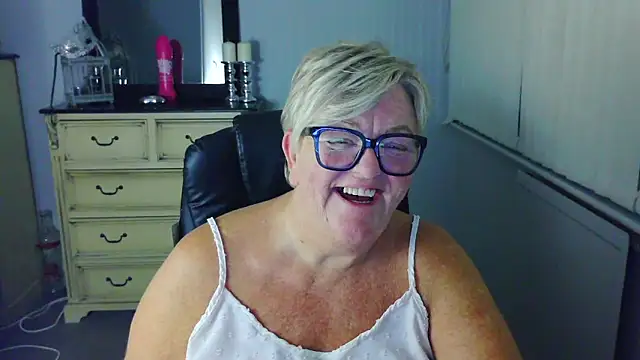 BridgetBlueEyes webcam show